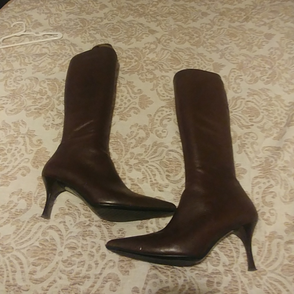 Gucci brown leather boot